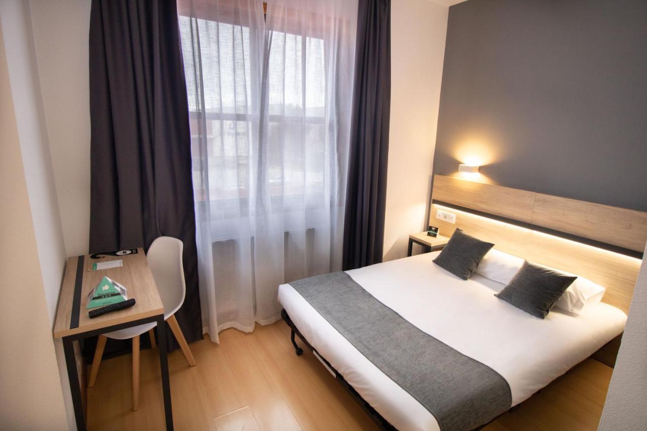 Alda Puerto Seco Hotel Burgo Екстериор снимка