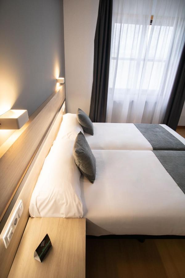 Alda Puerto Seco Hotel Burgo Екстериор снимка
