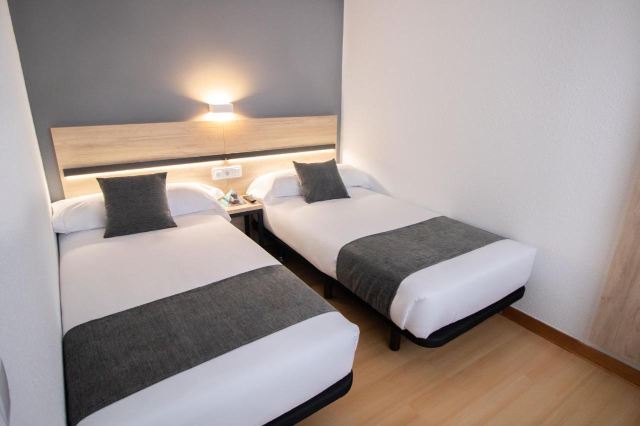 Alda Puerto Seco Hotel Burgo Екстериор снимка