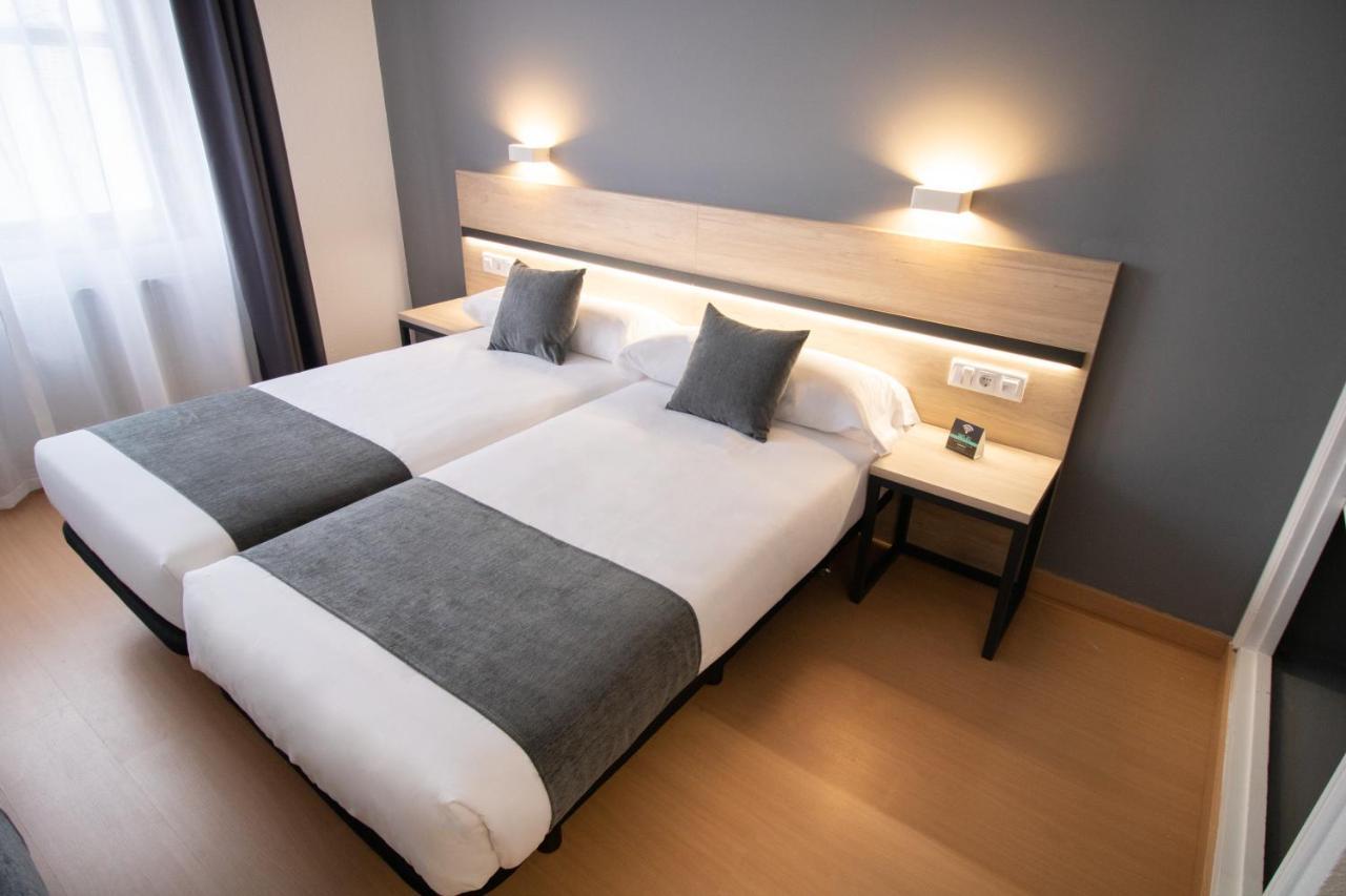 Alda Puerto Seco Hotel Burgo Екстериор снимка